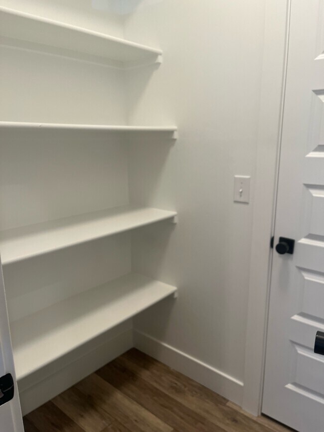 Building Photo - 1382 Pinecrest Trl