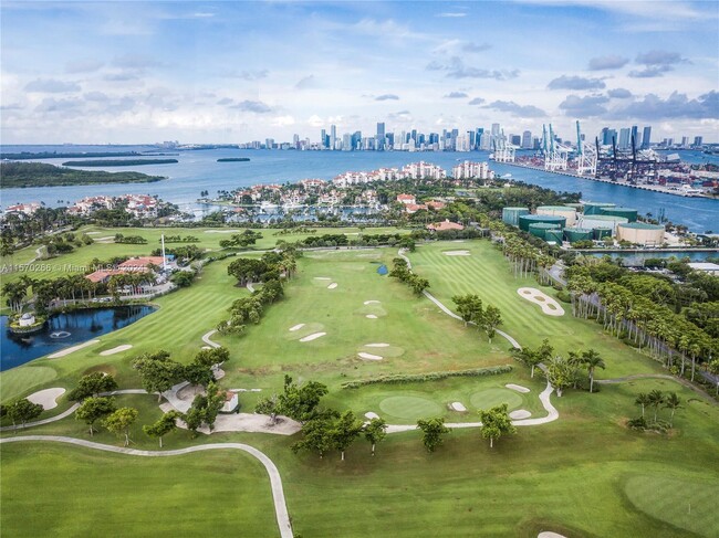 Building Photo - 7141 Fisher Island Dr