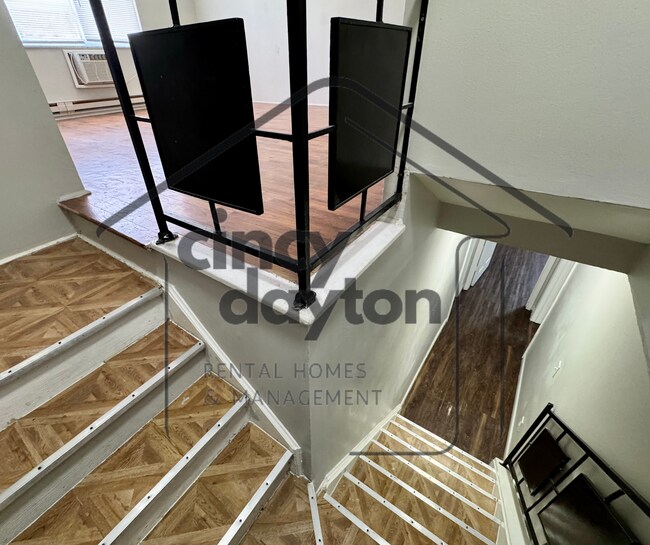 Building Photo - 6118 Stover Ave