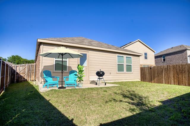 Building Photo - 605 Grenada Lk Dr
