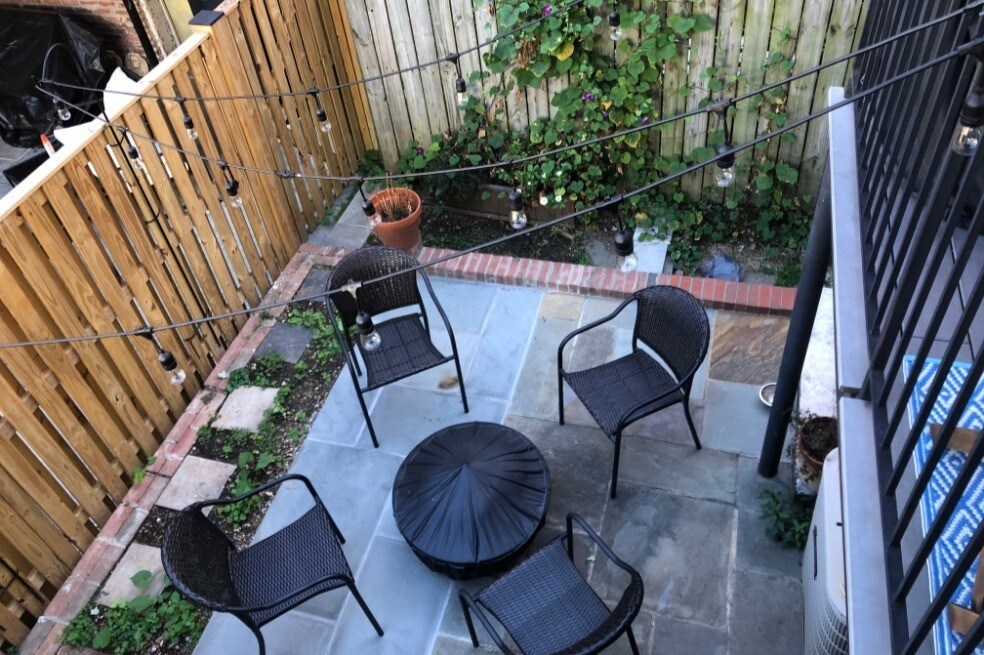 Building Photo - 703 13th St NE