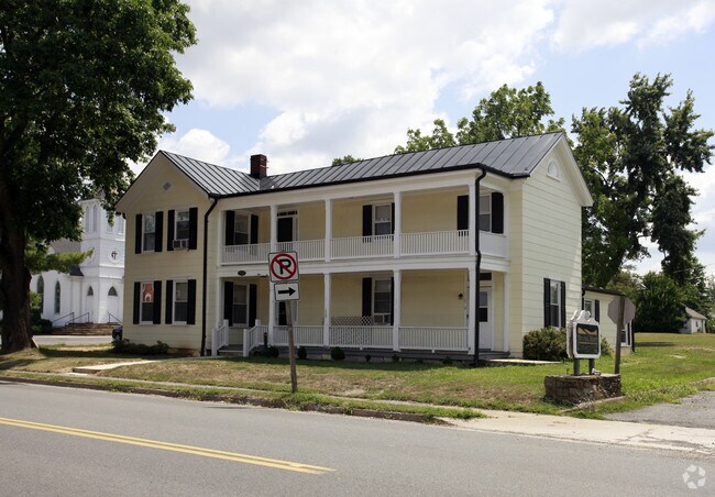 Primary Photo - 8413 W Main St