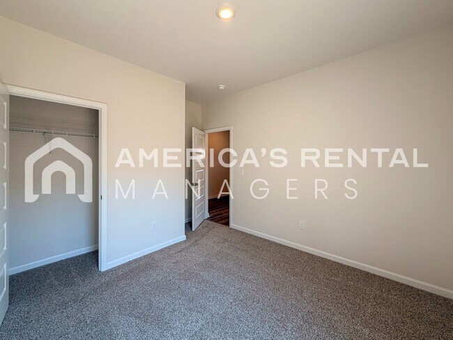 Building Photo - New Construction Home for Rent!