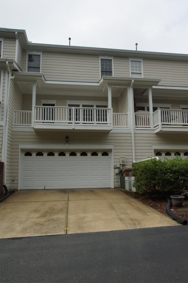 Building Photo - 217 Anniston Ct