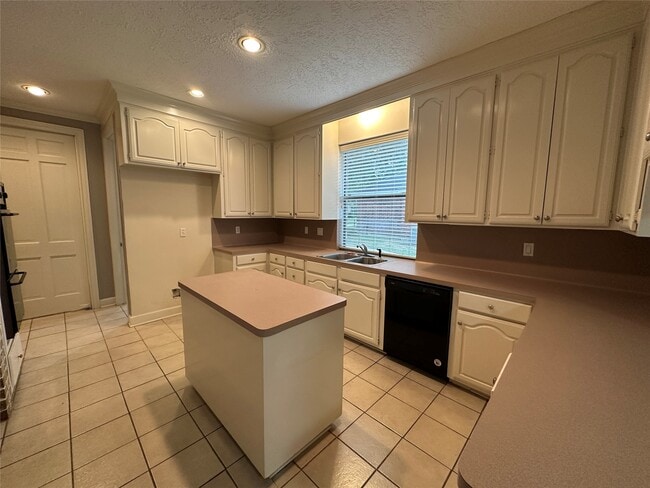 Building Photo - 7710 Post Bridge Rd