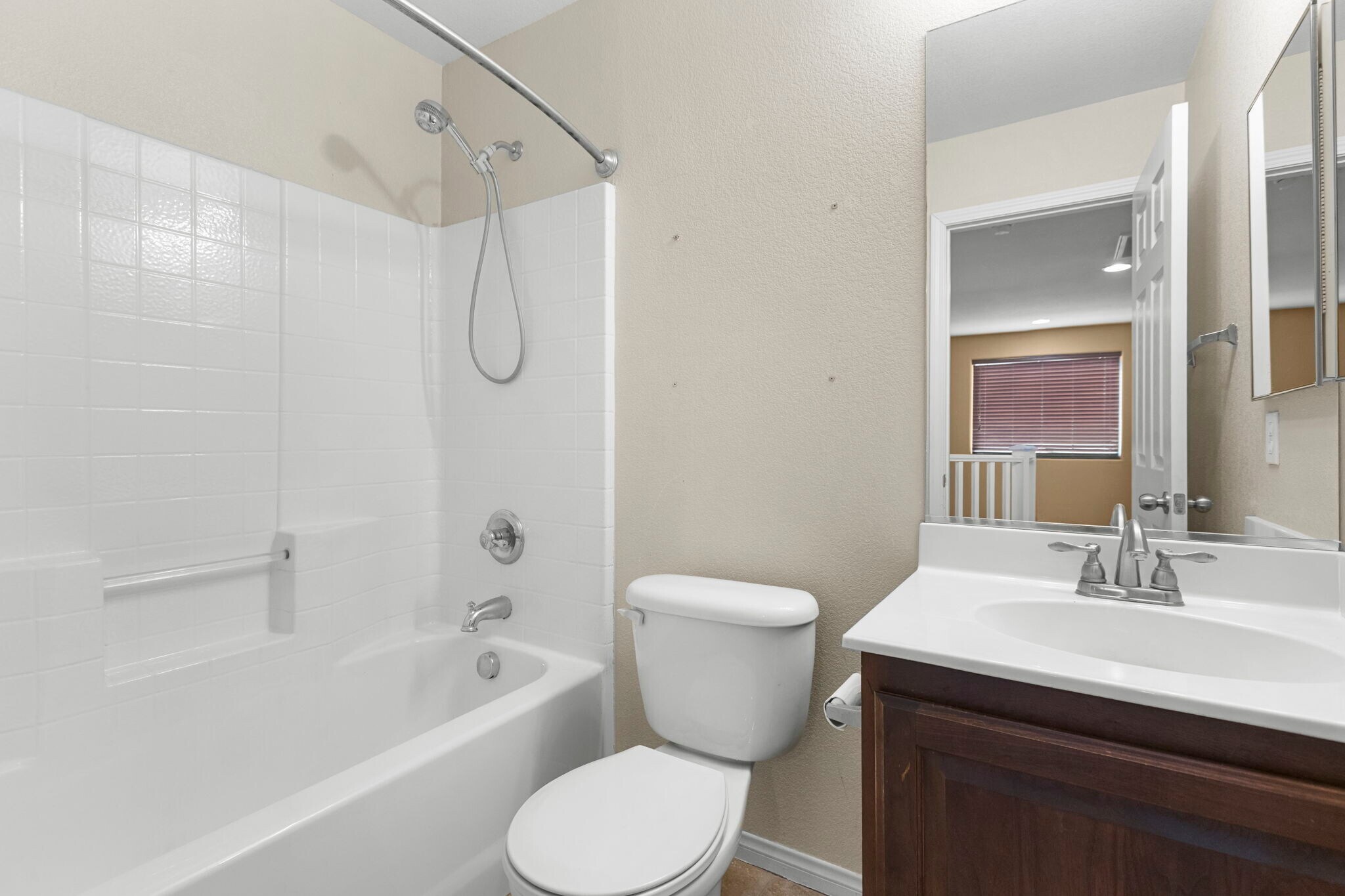 Building Photo - 3936 Red Trumpet Ct