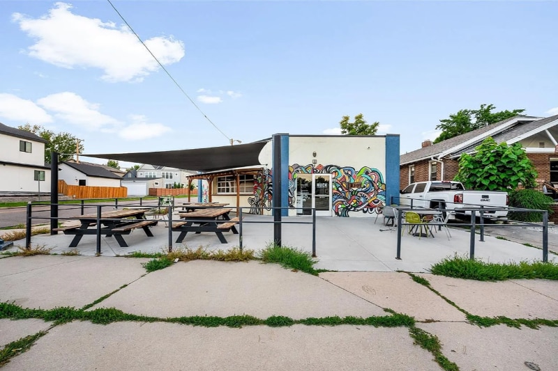 Building Photo - 1475 W 43rd Ave