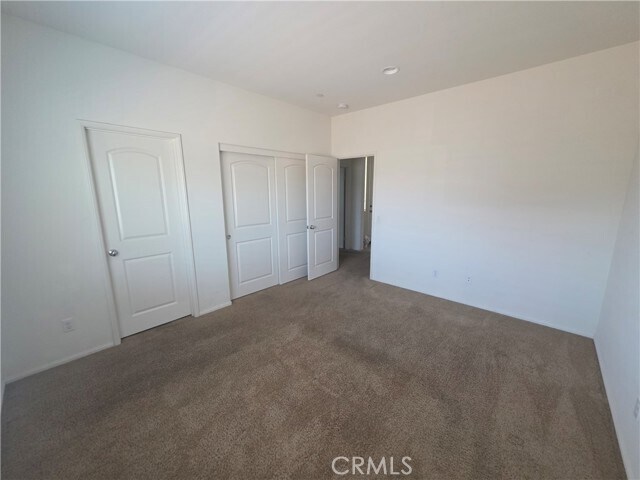Building Photo - 3253 Quarry Dr