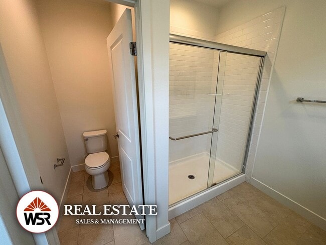 Building Photo - Stunning 4 Bedroom Townhome in the Heart of Chino Hills
