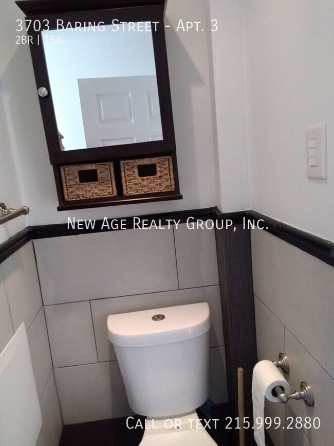 Building Photo - Large two bedroom apartment close to Drexe...