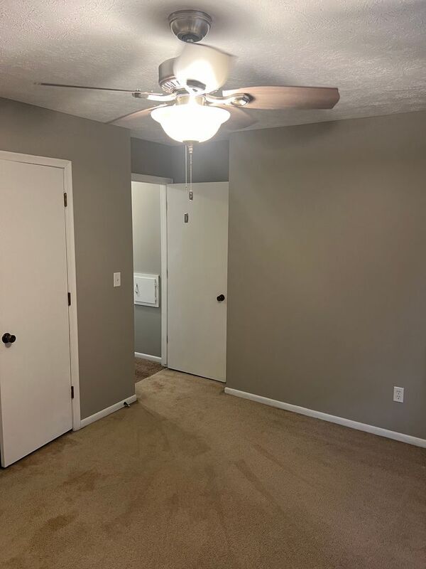 Building Photo - 5136 Poppleton Ave