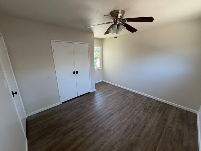 Building Photo - Charming 3 Bedroom Home with Beautiful Backyard in San Carlos