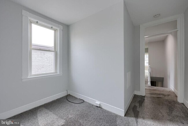 Building Photo - 611 S Prince St