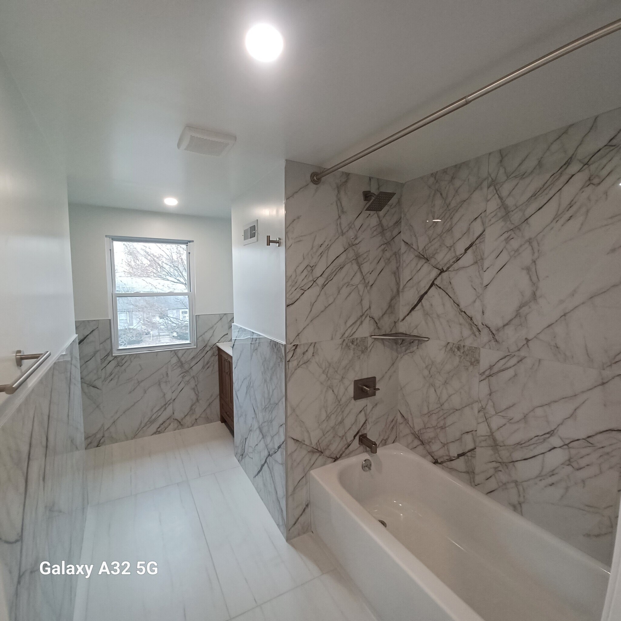 Building Photo - 315 Cameron Rd