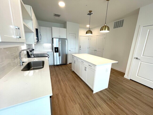 Building Photo - 1101 Abbeyglen Castle Dr