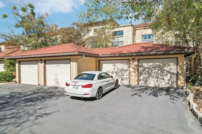 Building Photo - 300 San Gabriel Village Blvd