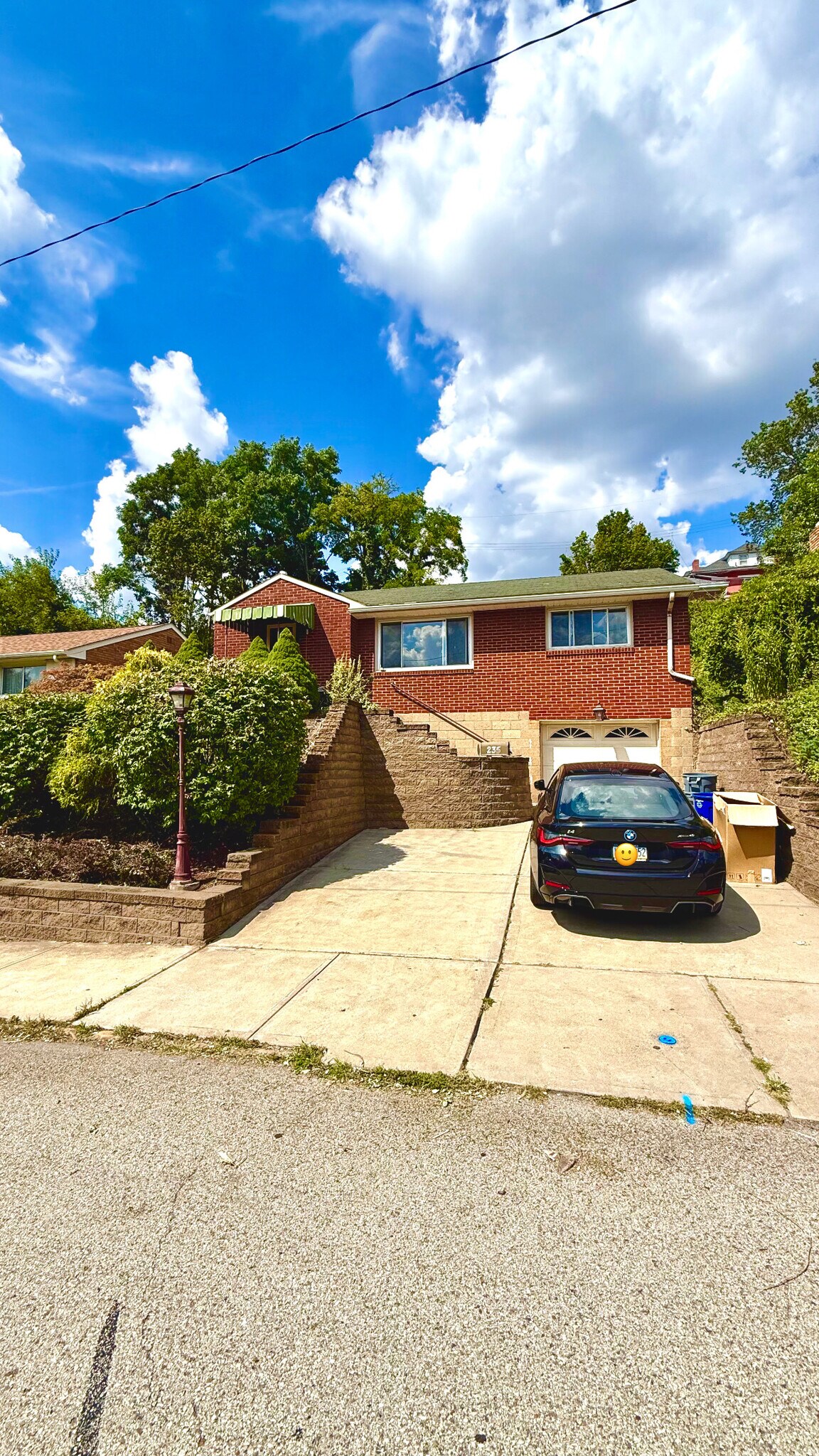 Building Photo - 235 McKinley St