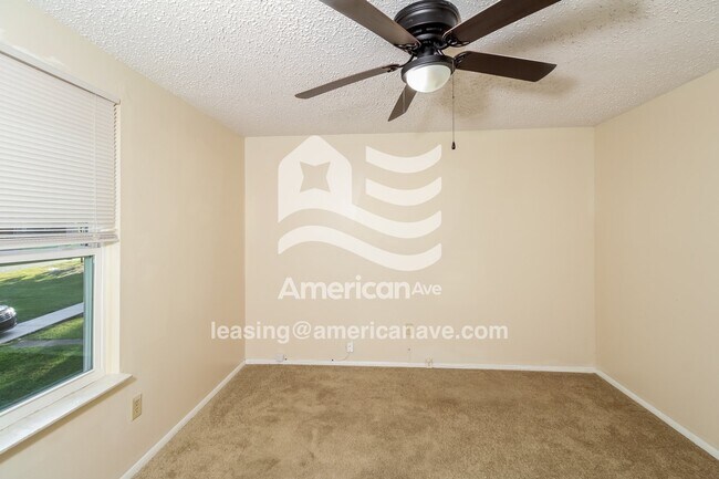 Building Photo - 3004 Windwood Pl