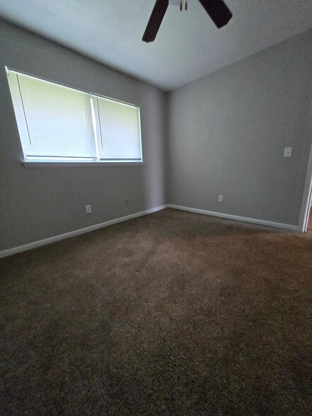 Building Photo - 1840 Tall Pines Cir