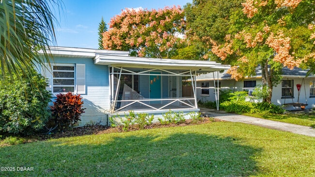 Building Photo - 930 Daytona Ave