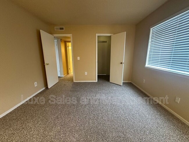 Building Photo - 6060 NW Expressway