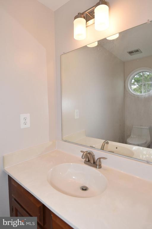 Building Photo - 6008 Good Lion Ct