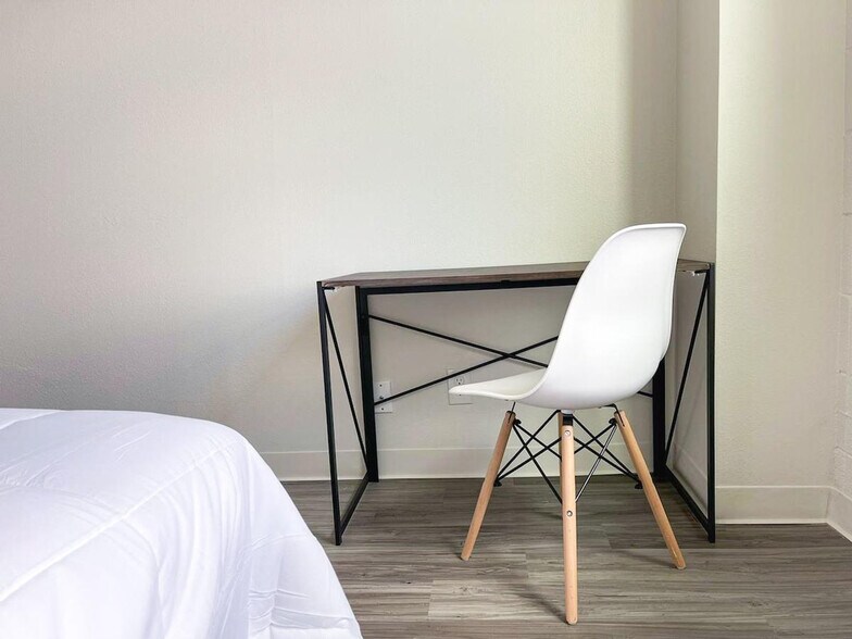 Building Photo - 2515 Burnet Ave