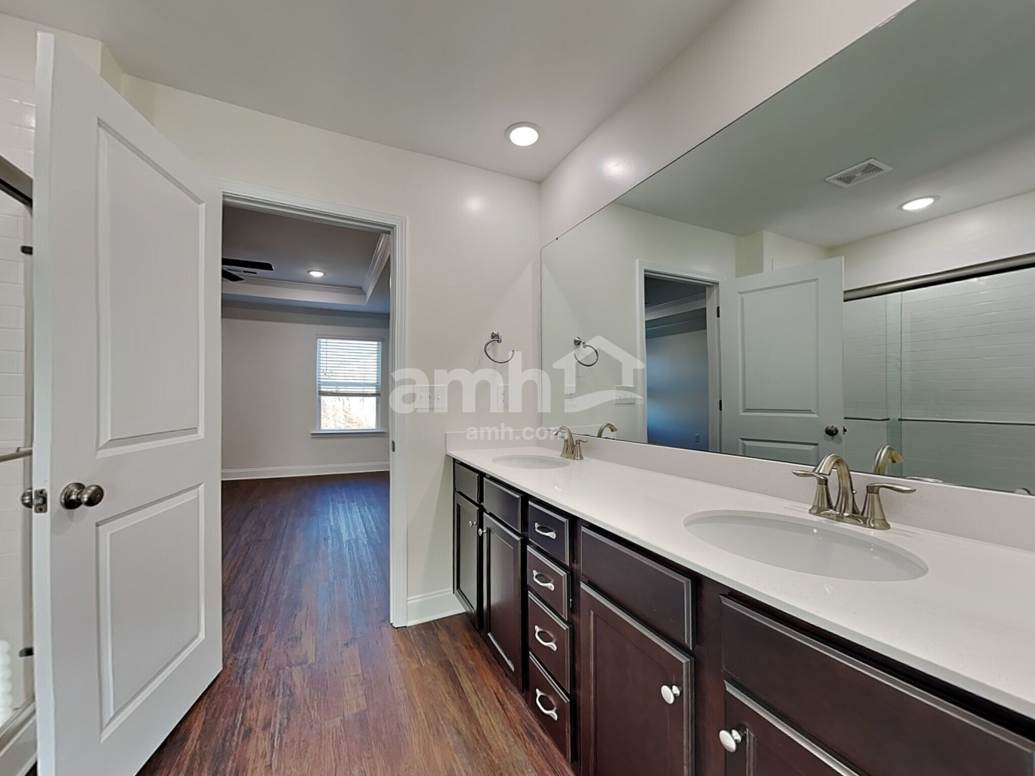 Building Photo - 12204 Golden Farm Ln