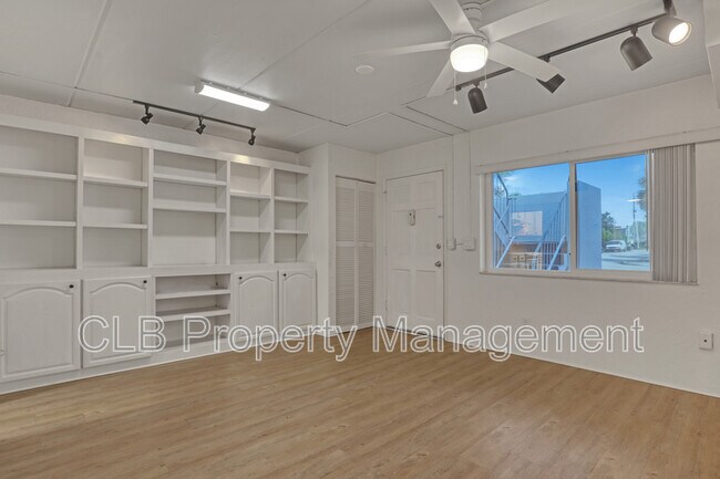 Building Photo - 60 Vining Ct
