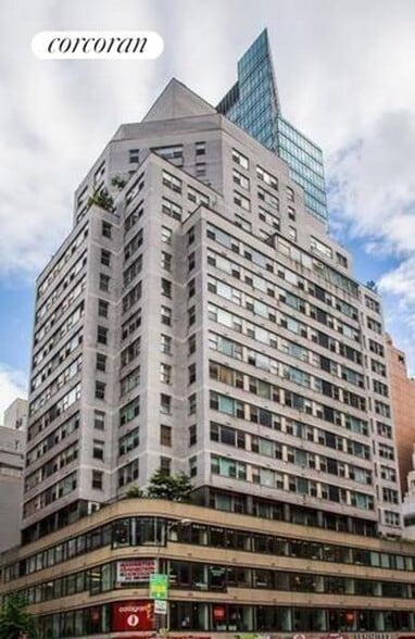 Building Photo - 200 E 58th St