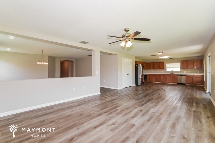 Building Photo - 4652 Caverns Dr