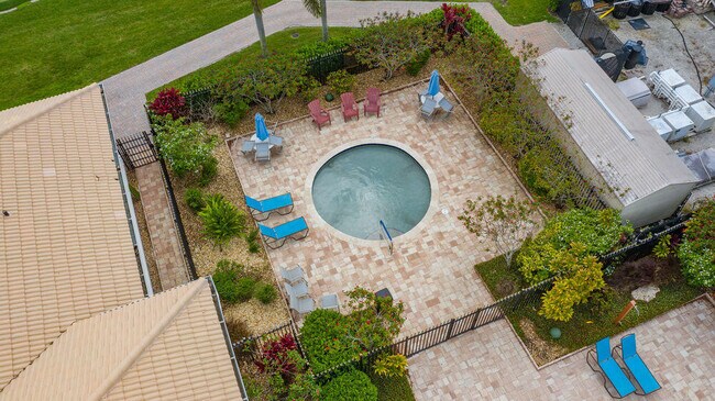 Building Photo - 4510 Island Reef Dr