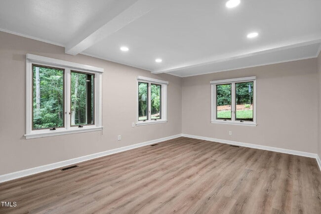 Building Photo - 100 Laurel Hill Cir