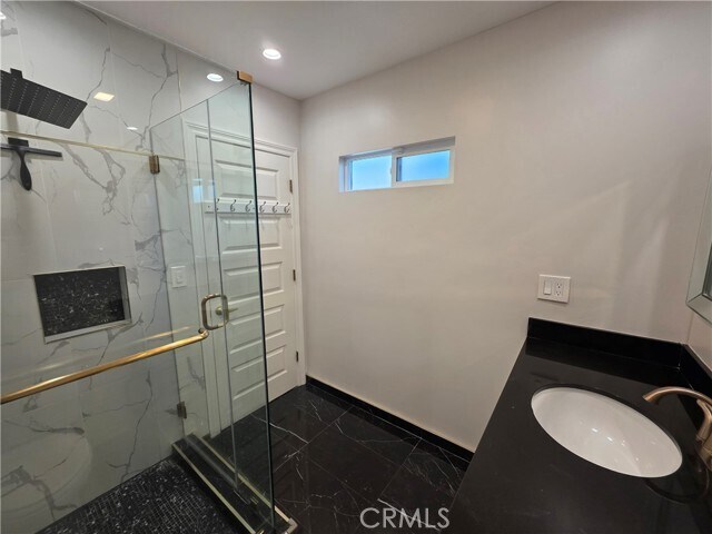 Building Photo - 7954 Crosnoe Ave