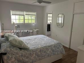 Building Photo - 6511 Santona St