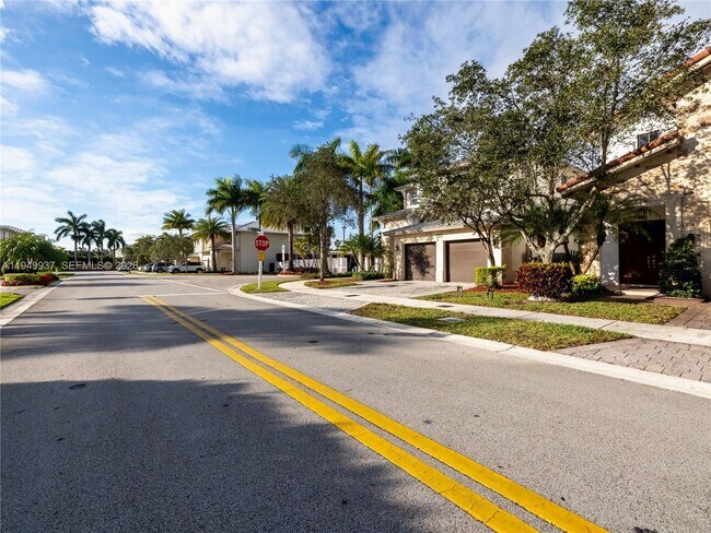 Building Photo - 7010 NW 106th Ave