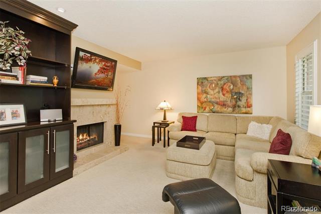 Building Photo - 9030 E Cherry Creek S Dr