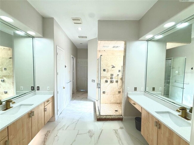 Building Photo - 9060 Heritage Bay Cir