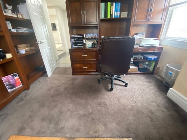 Building Photo - 2 bed/1 bath Apartment in the heart of Downtown Irwin