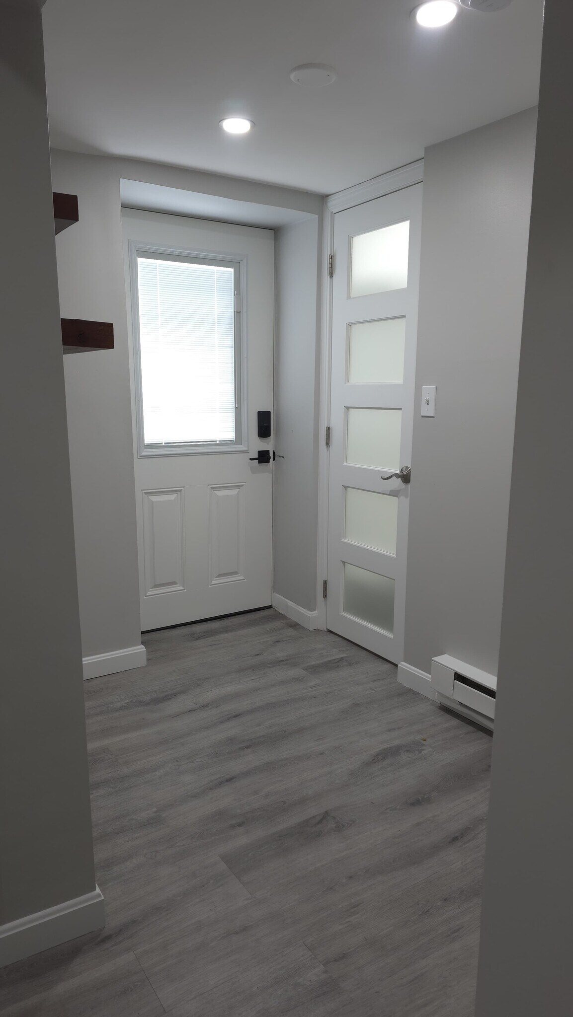 Building Photo - 266 Mountain Ave