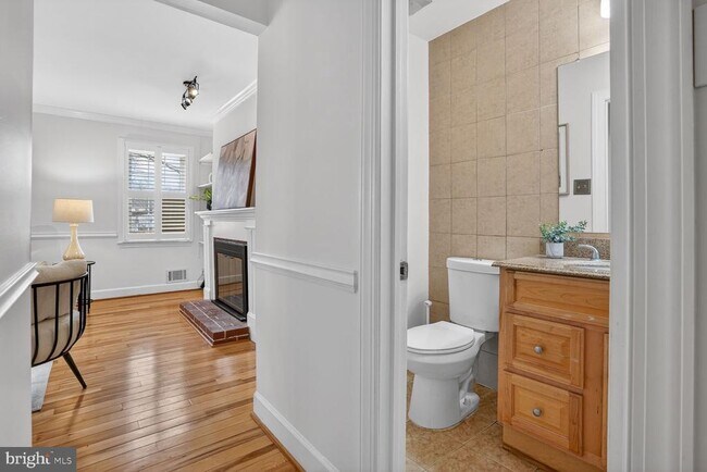 Building Photo - 6015 Ticonderoga Ct