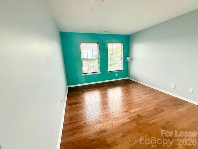 Building Photo - 13141 Wilburn Park Ln