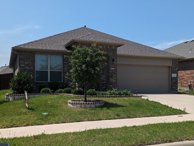 Building Photo - 1108 Bowlus Dr