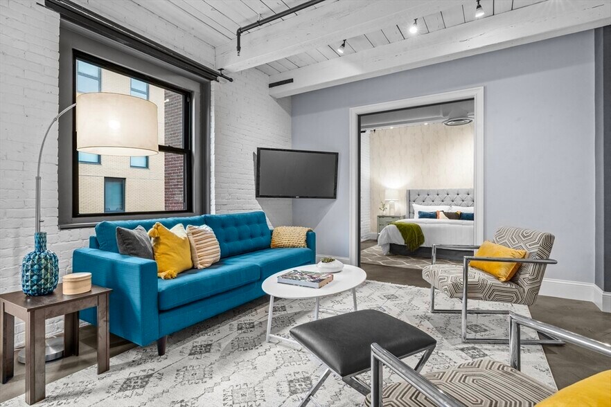 Building Photo - 90 Wareham St