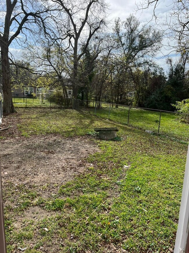 Building Photo - Gorgeous all renovated Home in Beaumont, TX!
