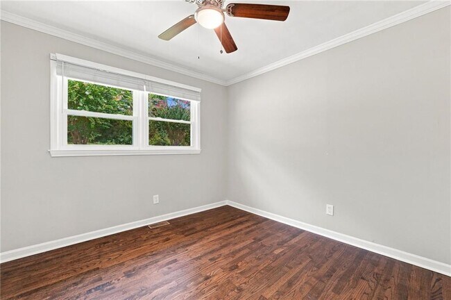 Building Photo - 4691 Roberta Cir