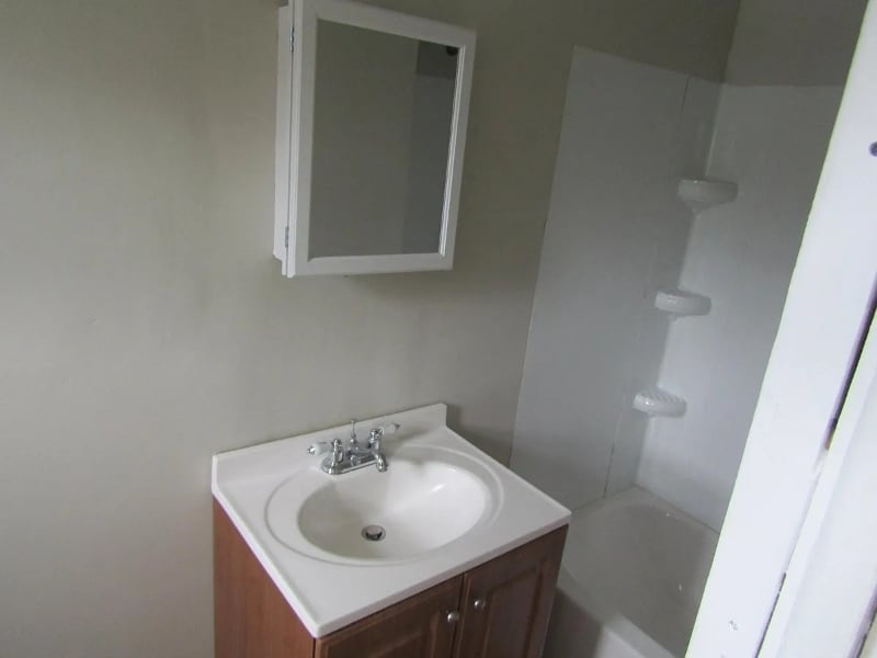 Building Photo - 132 Highland Ave