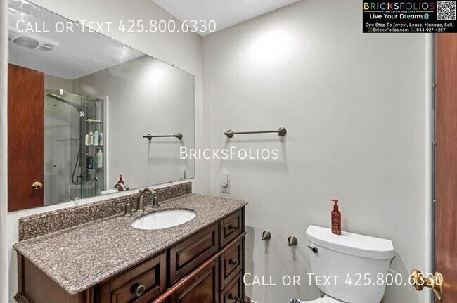 Building Photo - 11539 Corliss Ave N
