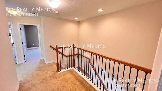 Building Photo - 308 Golden Dewdrop Way