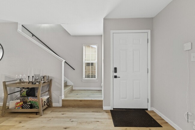 Building Photo - 5522 Allbrook